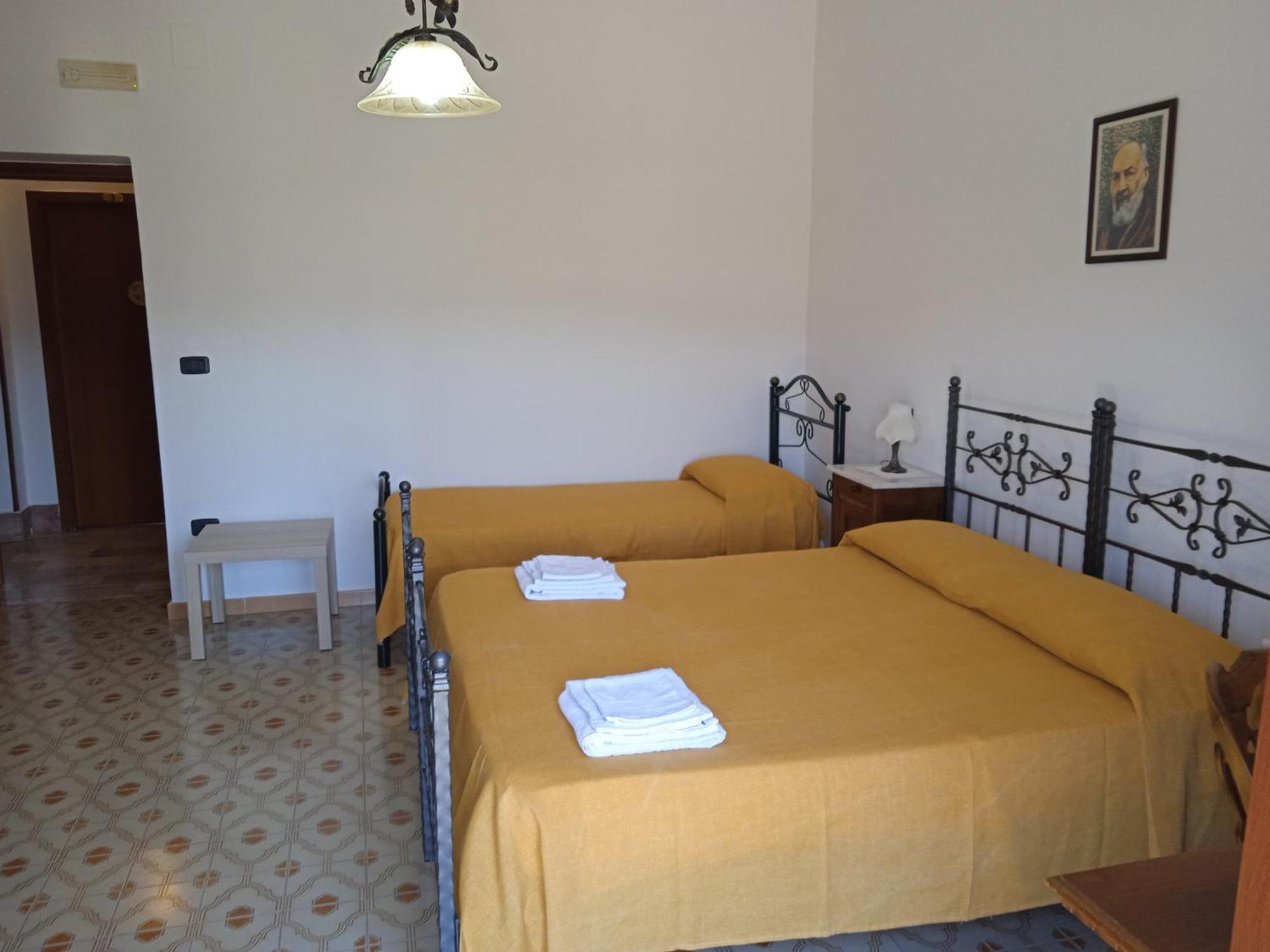 B&B La Porta Del Cilento Capaccio Exterior foto